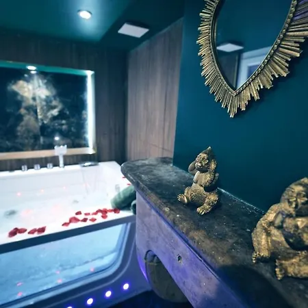 Stanislas Sensual Bali Jacuzzi 300m Place Stanislas Appartement *
