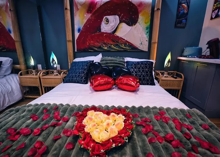 Stanislas Sensual Bali Jacuzzi 300m Place Stanislas *