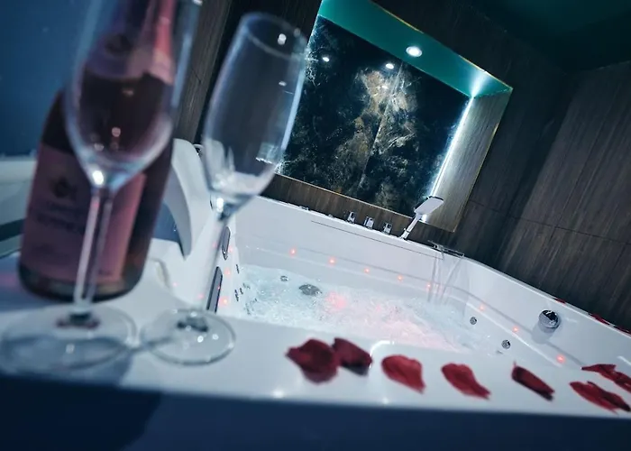 Apartmán Stanislas Sensual Bali Jacuzzi 300m Place Stanislas Nancy